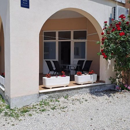 Apartman Darija 2 Podstrana Exterior foto